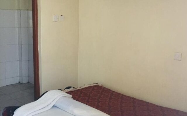 Sir James Hotel