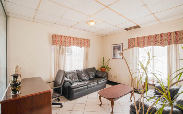 Hotel O Houston East Channelview I-10