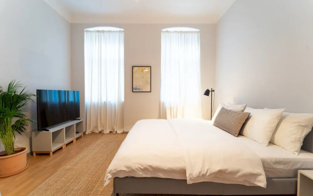 Beautiful Studio Close to the City Center