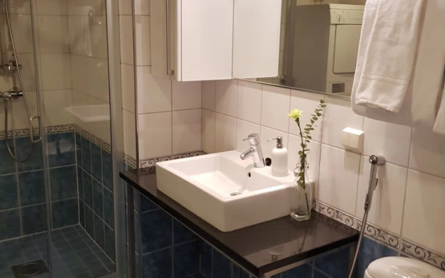 2ndhomes Deluxe Kamppi Center Apartment with Sauna & Balcony
