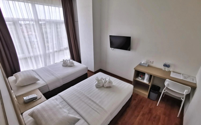 Green World Hotel – Guest Rooms – Semporna