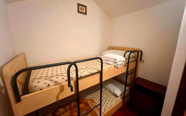 Via Osvaldo Moretti(complessoShalimar)