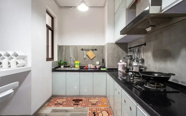 Qing Apartment Mosaic Mansion