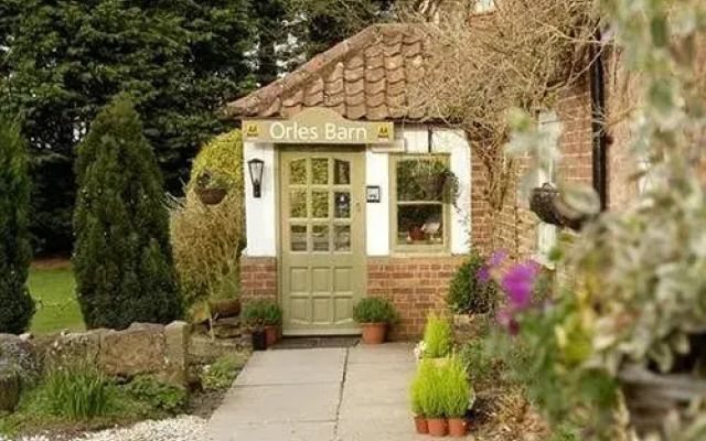 Orles Barn