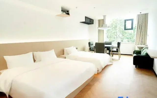 Yida Hotel (Tongnan Gongyi Beidu)