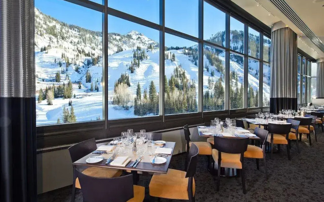 The Cliff Lodge and Spa