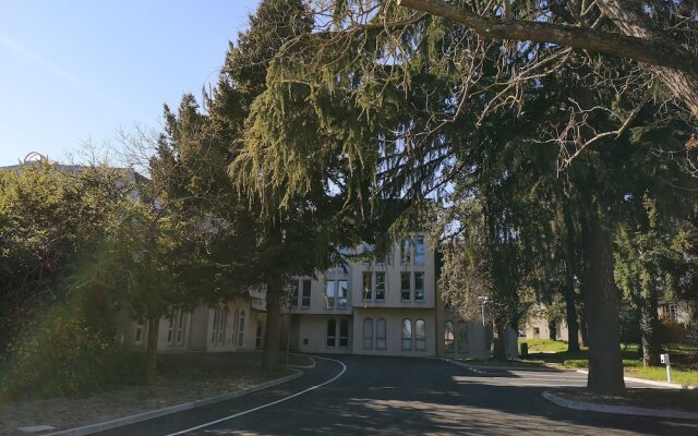 Auberge de Jeunesse Orléans Centre Ville - Hostel