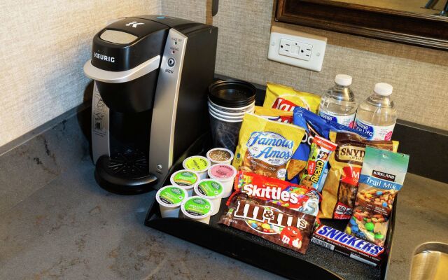 Embassy Suites by Hilton Scottsdale Resort