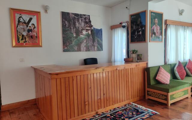 Nirvana Lodge