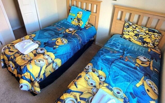 Goofy's Grotto - 3 Br townhouse by RedAwning