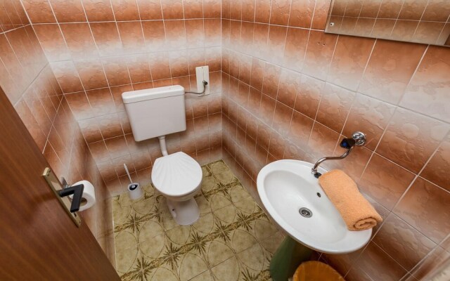 Stunning Home in Rab With Wifi and 1 Bedrooms