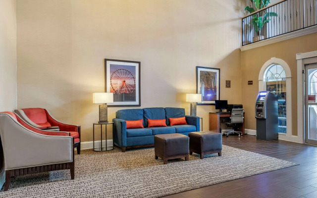 Comfort Suites Myrtle Beach Central