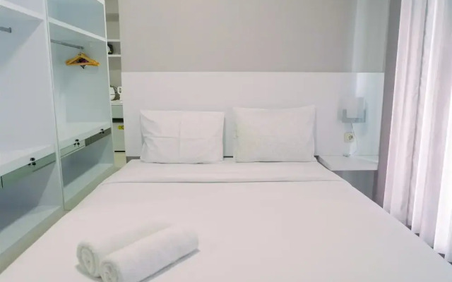 Studio Apartment Connected to Mall at Supermall Mansion