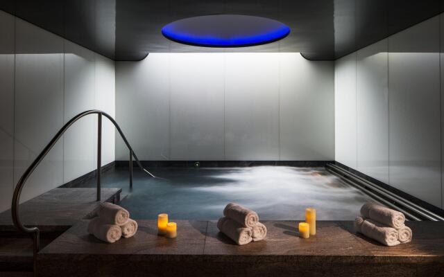 Four Seasons Hotel London at Park Lane