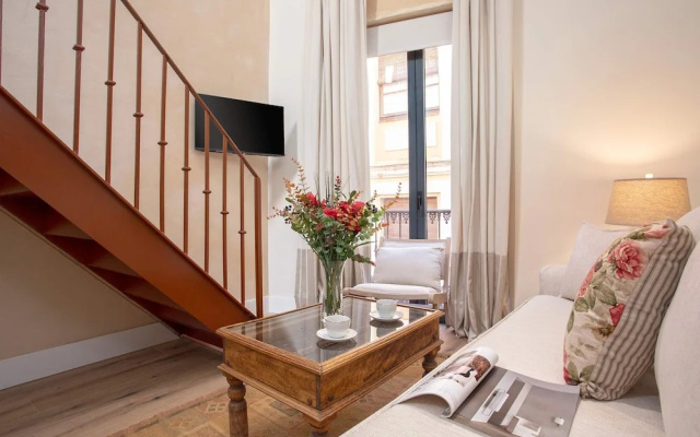 Exclusive Apartment Near Cathedral Rodrigo Caro IV