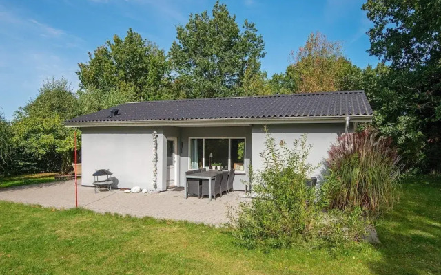Homely Holiday Home in Glesborg With Terrace
