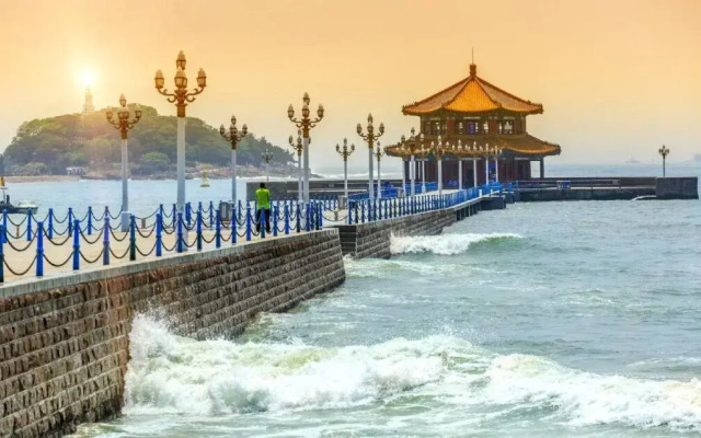 3 Night Surf Plaza - Qingdao