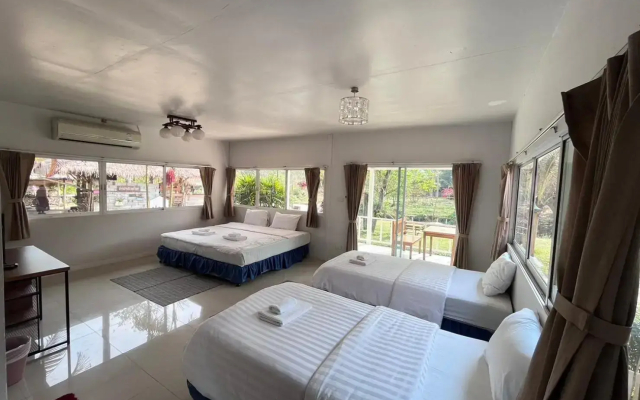 Baan Pai Riverside Resort