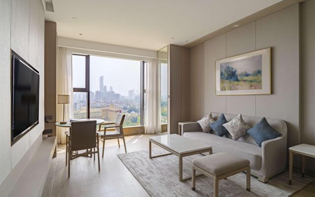 DoubleTree by Hilton Shenzhen Nanshan Hotel & Residences