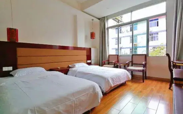 Dongnan Express Hotel