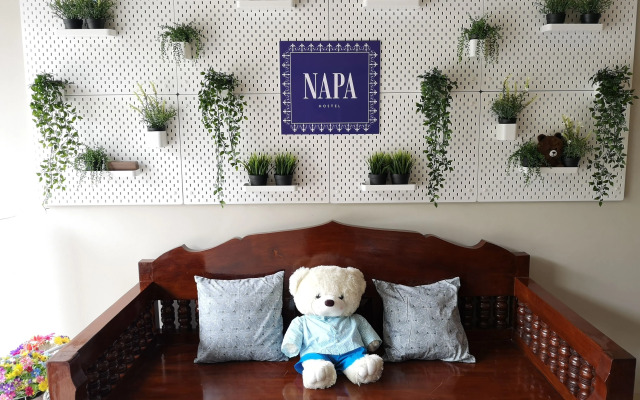 Napa Hostel Samrong Station