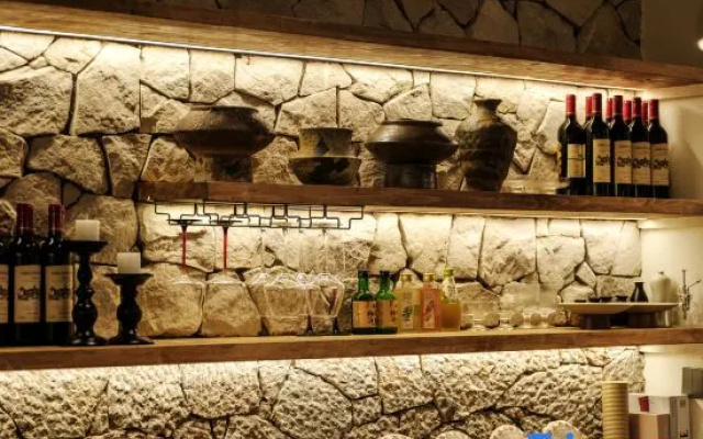 Yunyu Mountain & Sea · SERENITY | Listen to the Erhai Breeze at this Seaview Art Stay – Meal – Dali