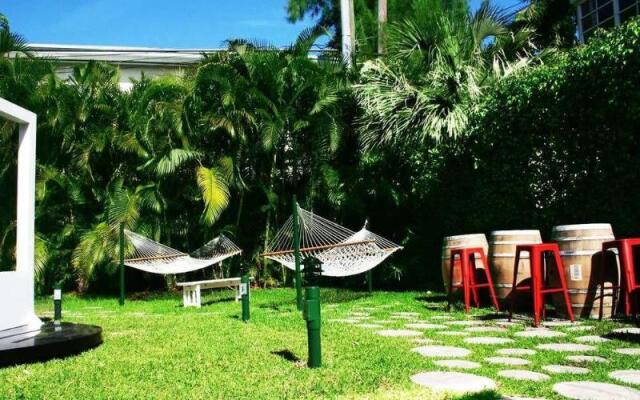 Lincoln Rd-Miami Beach-Charming Vacation Rentals