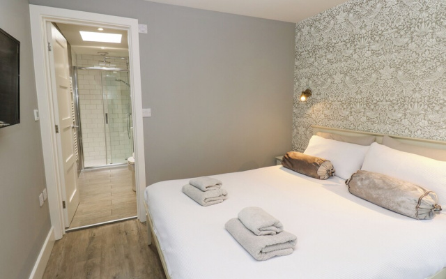 Restharrow Lodge