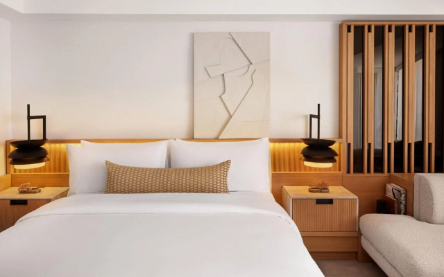 The Jay, Autograph Collection