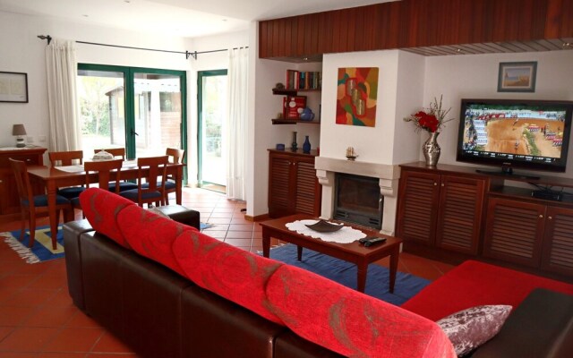 Villa With 4 Bedrooms In Praia De Mira, With Private Pool, Enclosed Garden And Wifi