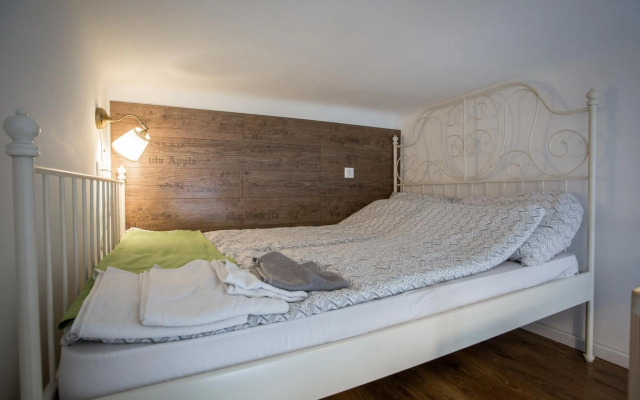 Cozy studio apartment with air condition