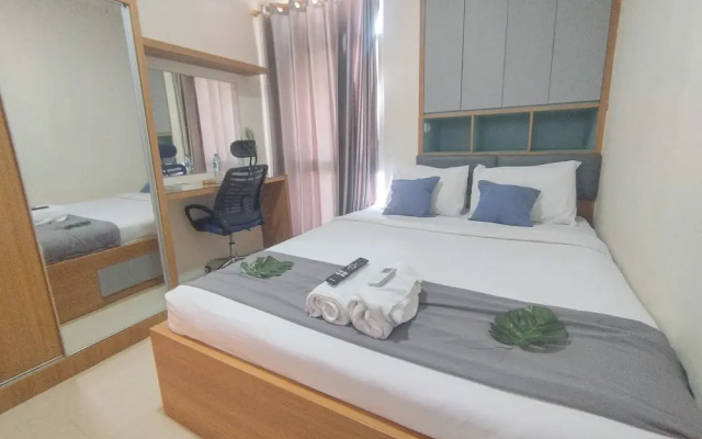 Modern Look Studio Near Iph School At Bale Hinggil Apartment