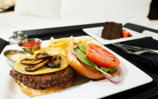 Crowne Plaza Memphis Downtown Hotel by IHG