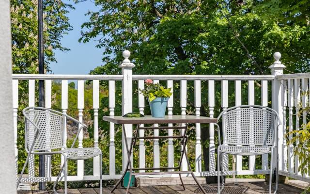 Chestnut Inn Bed and Breakfast