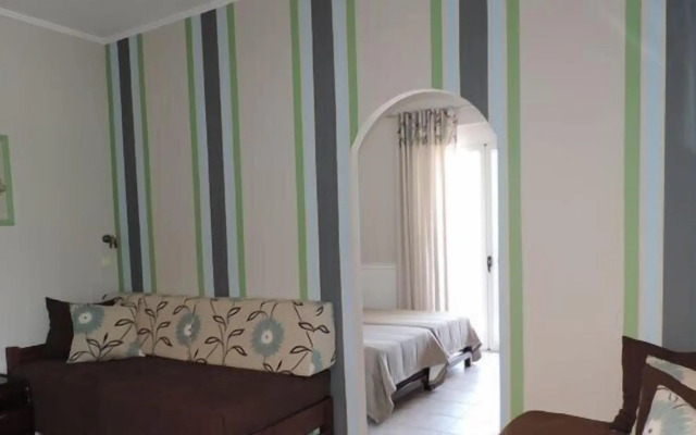 Nostalgia Apartments