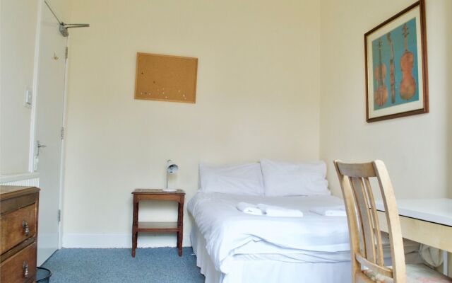 3 Bedroom City Flat in Edinburgh