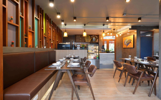 Amphawa Riverfront Hotel