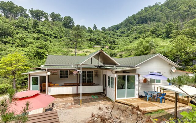 Gapyeong Moonlight Village Pension