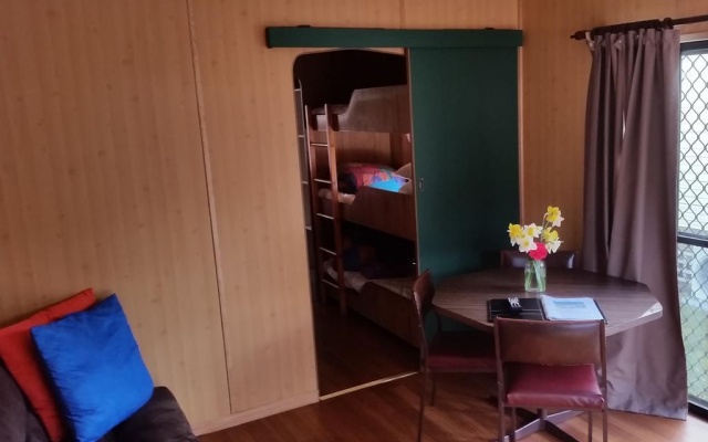 Zeehan Bush Camp – Guest Rooms – Zeehan
