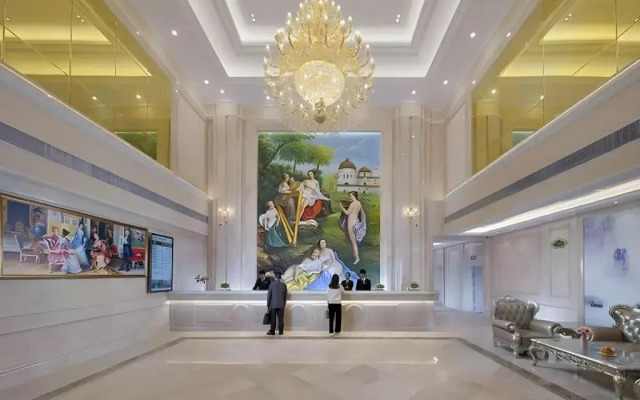 Vienna International Hotel (Foshan Eternal Love Xiqiao Mountain Scenic Area)