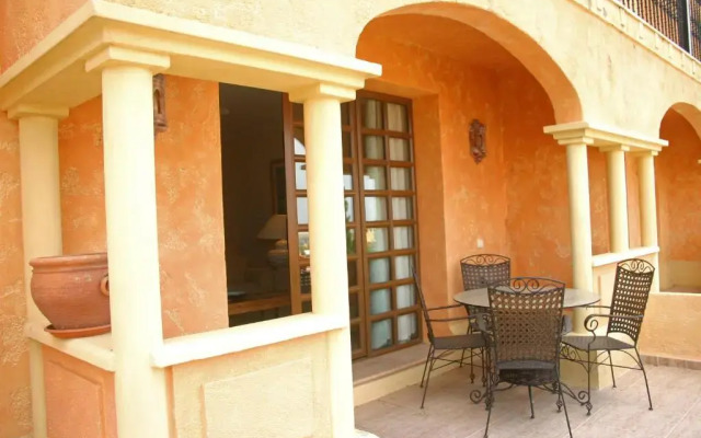 Desert Springs duplex 140