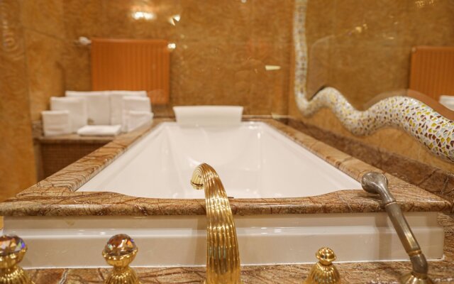 Royal Spa & Hotel Resort