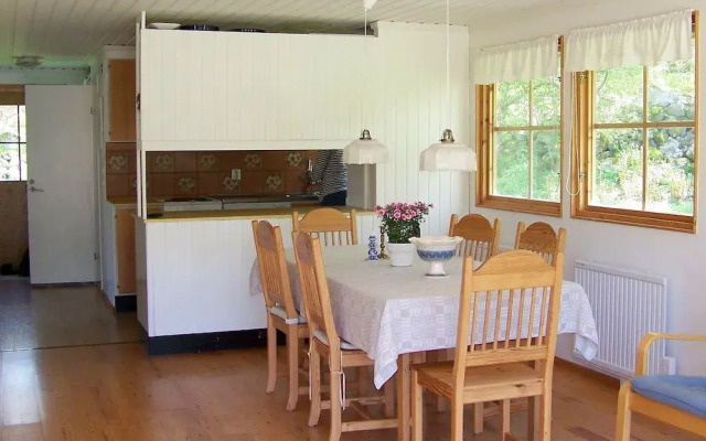 6 Person Holiday Home in Ellös