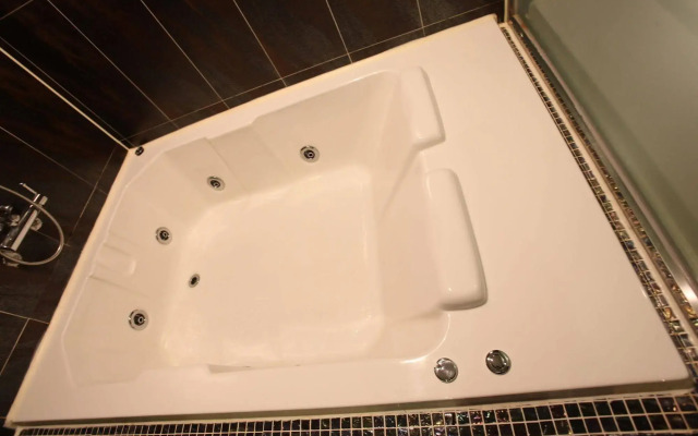 VIV Classic Hotel