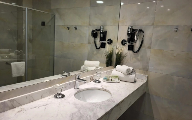 Xenon Hotel & SPA