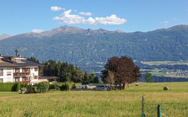 Stunning Apartment in Innsbruck With Wifi