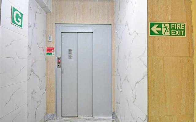 OYO Flagship 80558 Nirwana Gust House Newtown