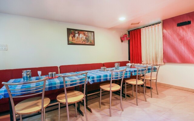 OYO 22999 Hotel Kandil