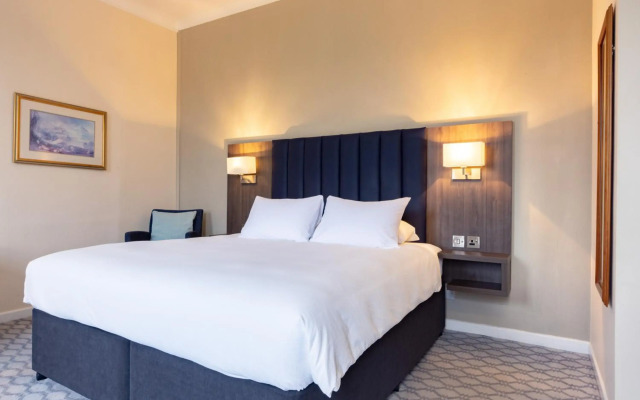 Avisford Park Hotel