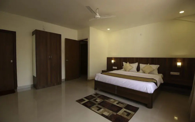 OYO 9891 Home Poolside 2BHK Villa Thalassa